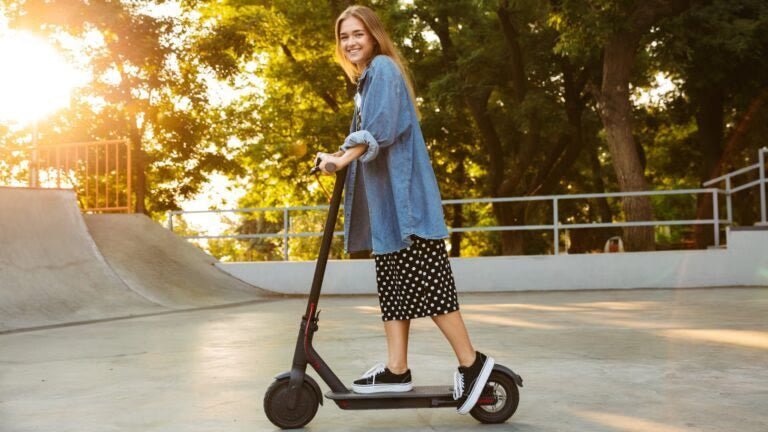 Über die Revolution des E-Scooters in der Mobilität - TWHEELS