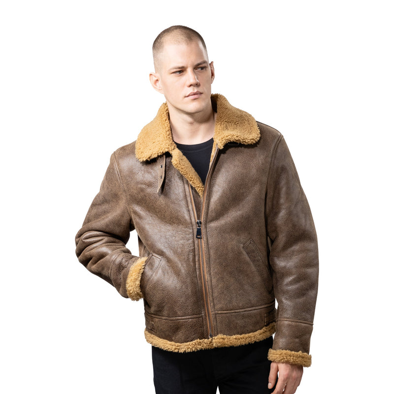 GÖTTIG Shearling-Lederjacke Braun mit honigfarbenem Lammfellkragen, am Model von vorne