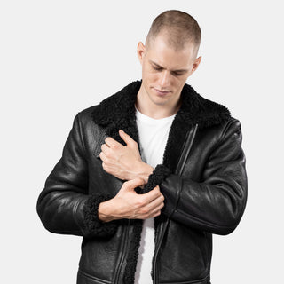 GÖTTIG Shearling-Lederjacke Schwarz, Ärmelbündchen aus Lammfell im Detail